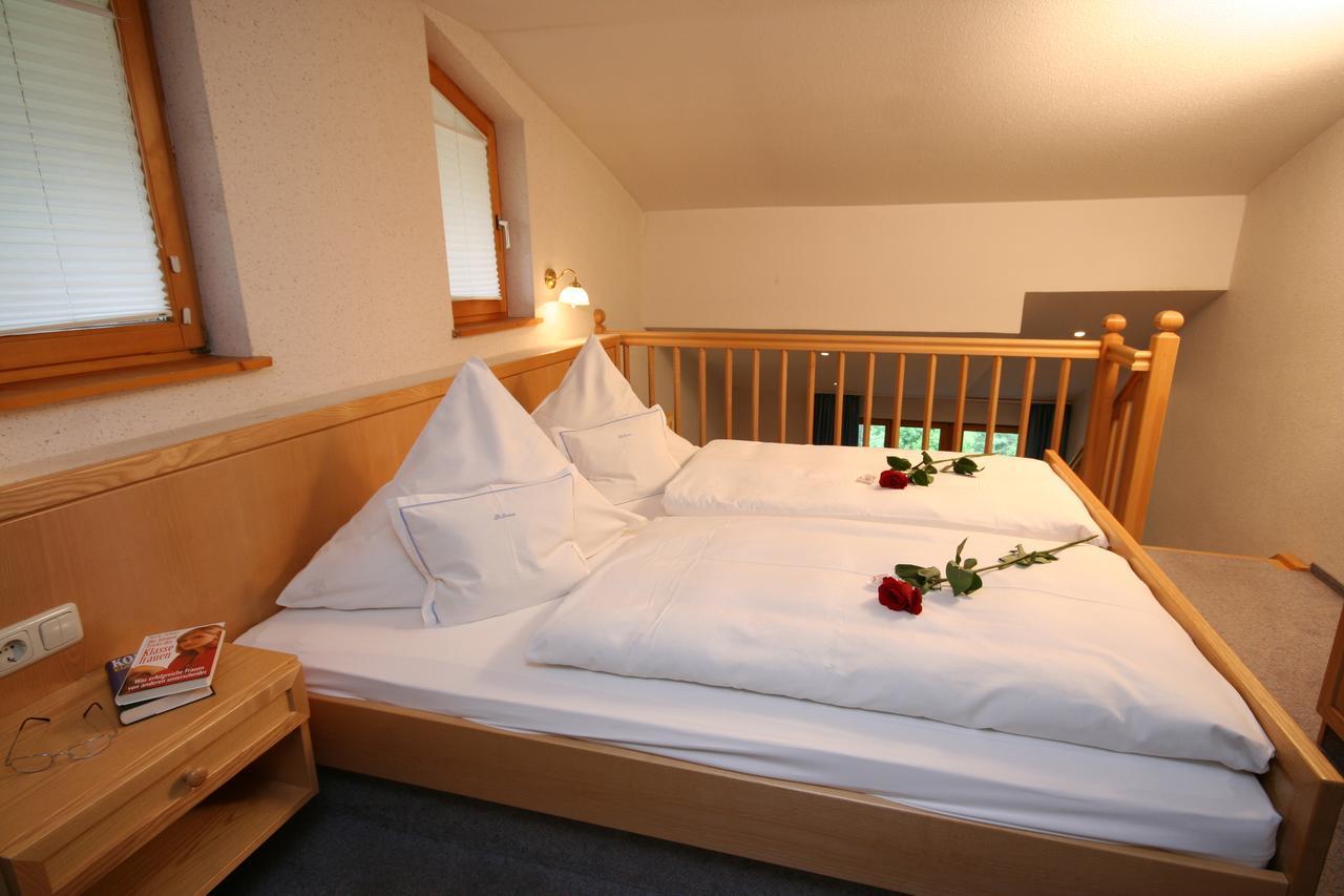 Hotel Bellevue Riezlern Εξωτερικό φωτογραφία