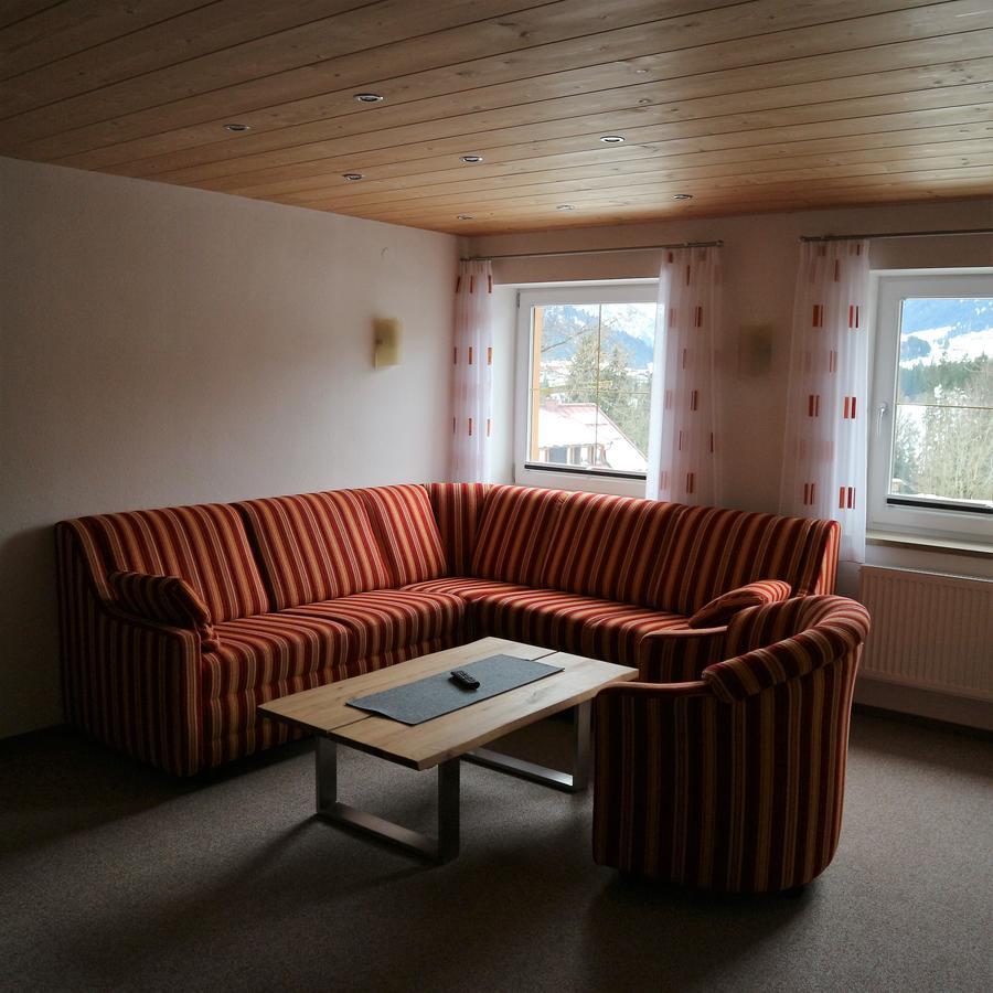 Hotel Bellevue Riezlern Εξωτερικό φωτογραφία