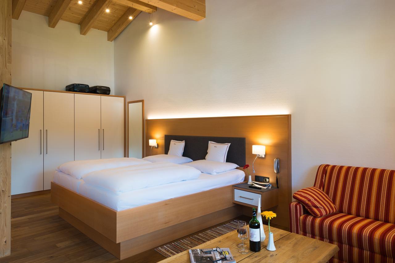 Hotel Bellevue Riezlern Εξωτερικό φωτογραφία