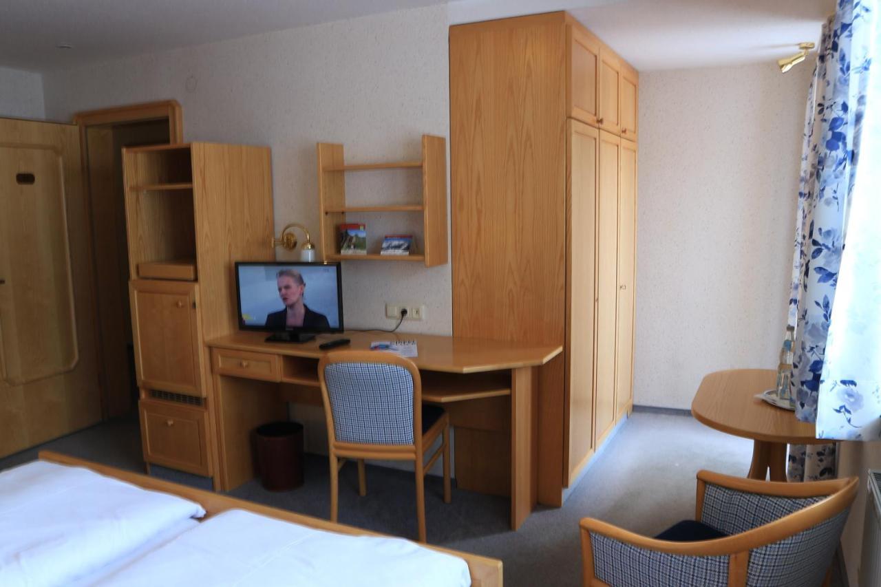Hotel Bellevue Riezlern Εξωτερικό φωτογραφία